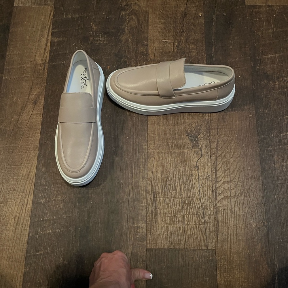 Bos. & Co. Taupe Women's Frisco Loafers 41 Size 9.5